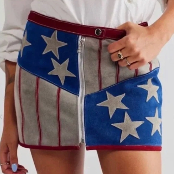 Understated Leather Liberty American Flag Mini Skirt - Picture 1 of 8